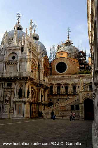 Catedral de SAn Marcos desde el Palacio Ducal. Venecia
