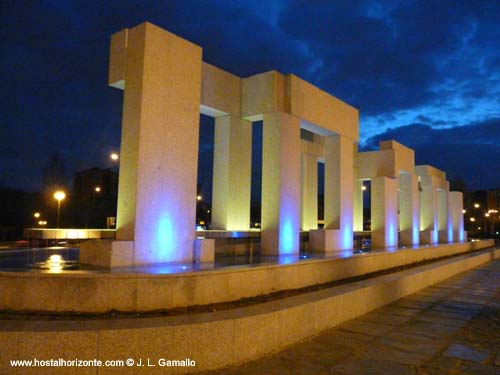 Monumento a la victimas del 11-M (Estacion de El Pozo, Madrid)