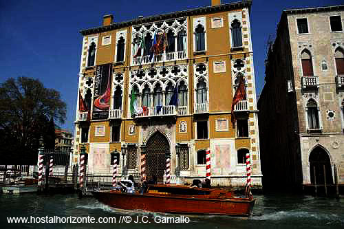 Palacio veneciano en el Gran Canal