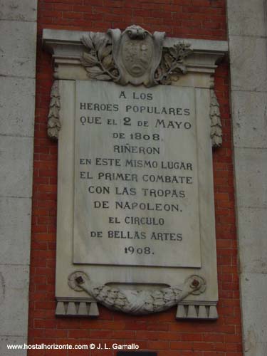 Inscripcion de la Puerta del Sol. Dos de Mayo.
