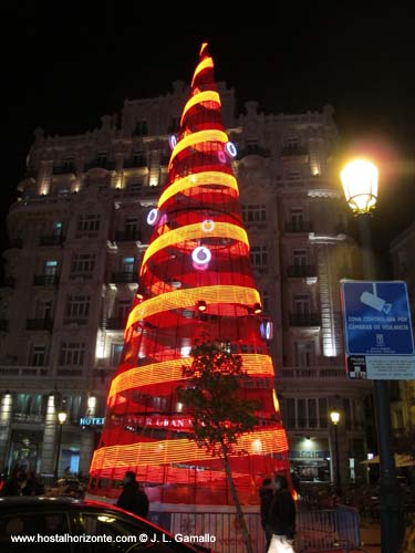 Montera Mercado de Navidad  Madrid Luces  Spain