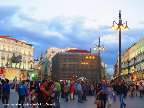 Puerta del Sol Sede Apple Madrid Spain