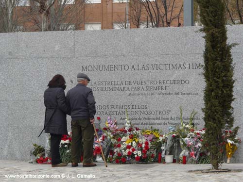 Monumento a las victimas del 11-M Estacion de El Pozo, Madrid
